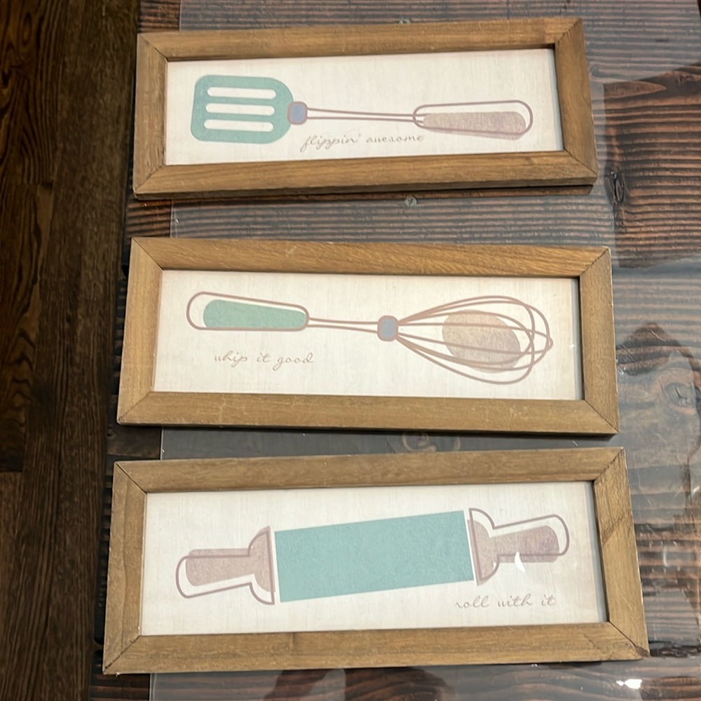Super cute 3 piece kitchen pun wall decor